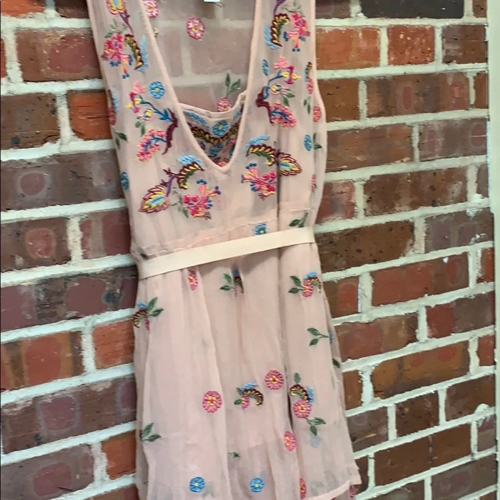 SUNDANCE DRESS - Picture 10 of 10